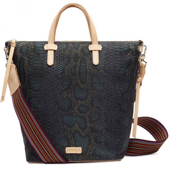 Consuela Juanis Carryall